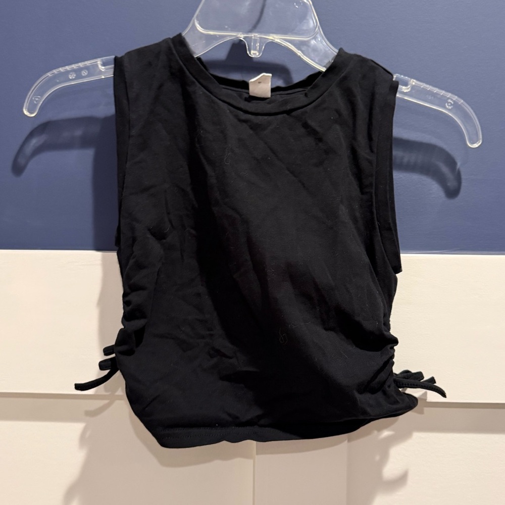 Black Sleeveless Girls Top